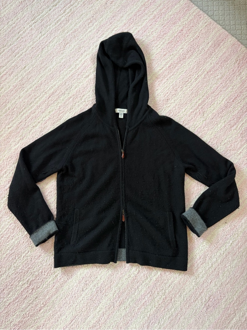 100% Cashmere Faconnable black zip up hoodie with double zipper and grey details